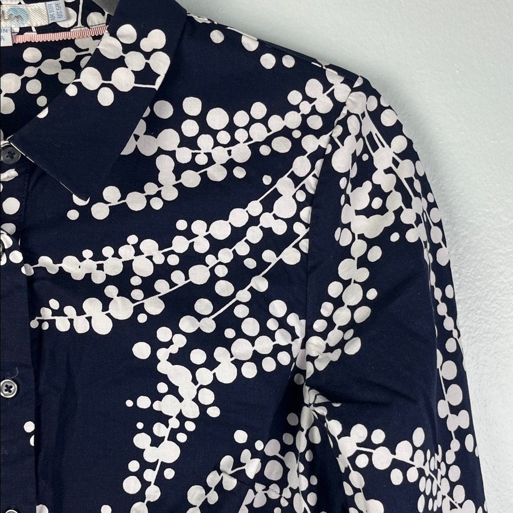 Boden Navy Button-Up Shirt with White Dot Vine Pattern - Picture 6 of 14